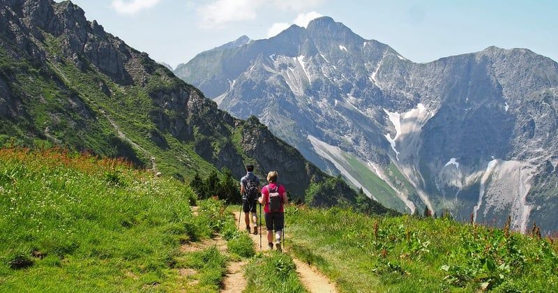Randonnée en montagne : les plus beaux sentiers pour débutants