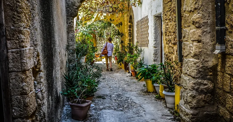 Application pour trouver un compagnon de voyage : le comparatif honnête